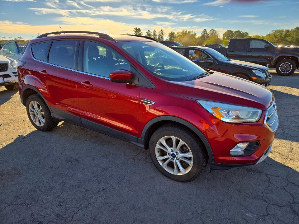 Продаж на аукціоні авто 2017 Ford Escape, vin: 1FMCU9G9XHUB35111, номер лоту: 73883126