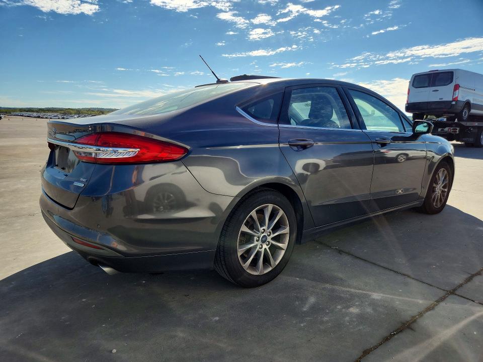 2017 Ford Fusion მანქანა იყიდება აუქციონზე, vin: 3FA6P0HD2HR121952, აუქციონის ნომერი: 73724126