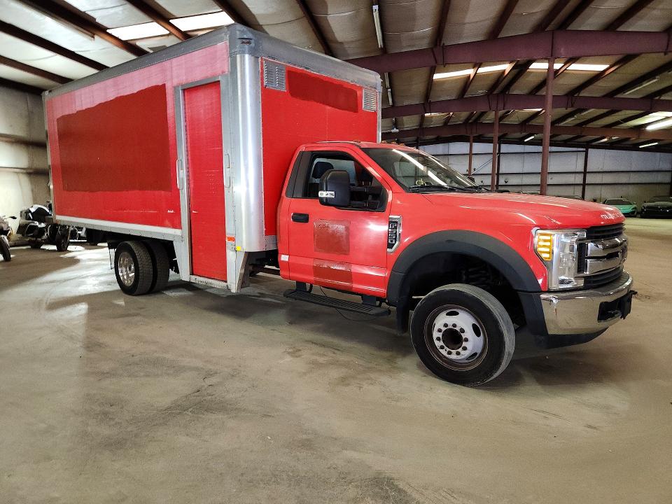 68949186 :رقم المزاد ، 1FDUF5GY4HED61167 vin ، 2017 Ford F550 Super مزاد بيع