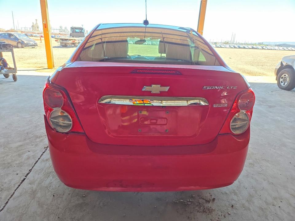 2016 Chevrolet Sonic მანქანა იყიდება აუქციონზე, vin: 1G1JE5SB9G4137158, აუქციონის ნომერი: 71618266