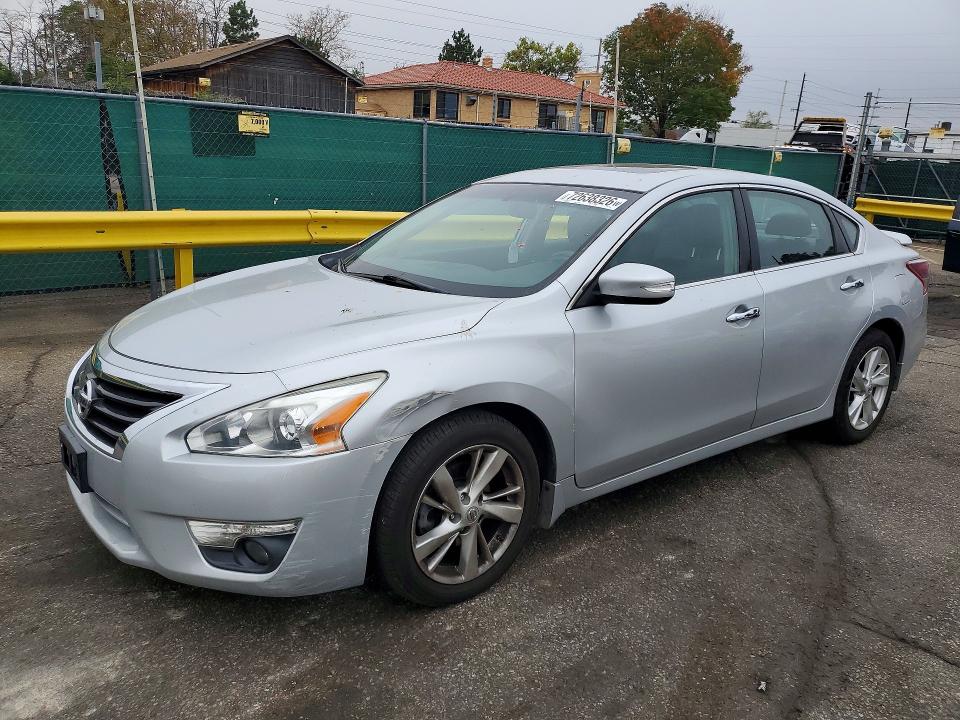Продажа на аукционе авто 2013 Nissan Altima, vin: 1N4AL3AP8DN566981, номер лота: 72638326