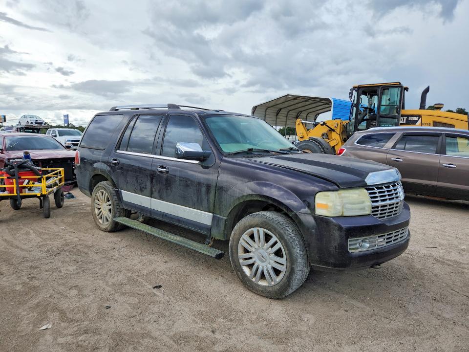 71013076 :رقم المزاد ، 5LMFU27597LJ20070 vin ، 2007 Lincoln Navigator مزاد بيع