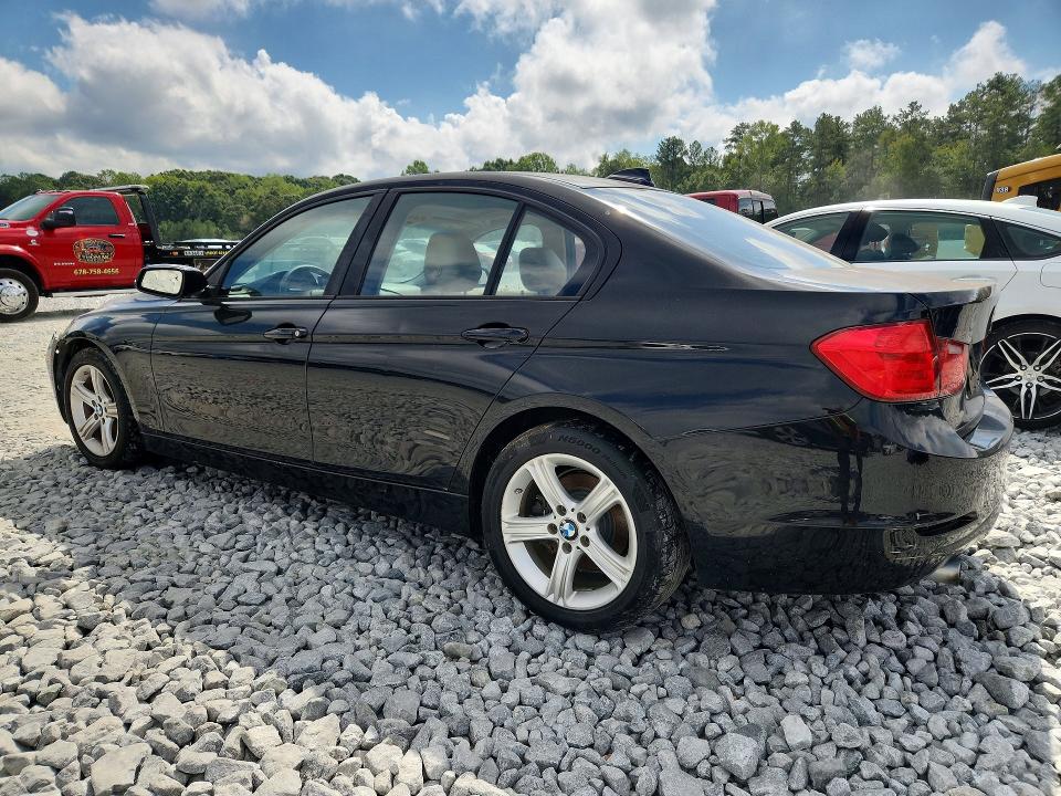 71448786 :رقم المزاد ، WBA3B1G52ENS81269 vin ، 2014 Bmw 320 مزاد بيع