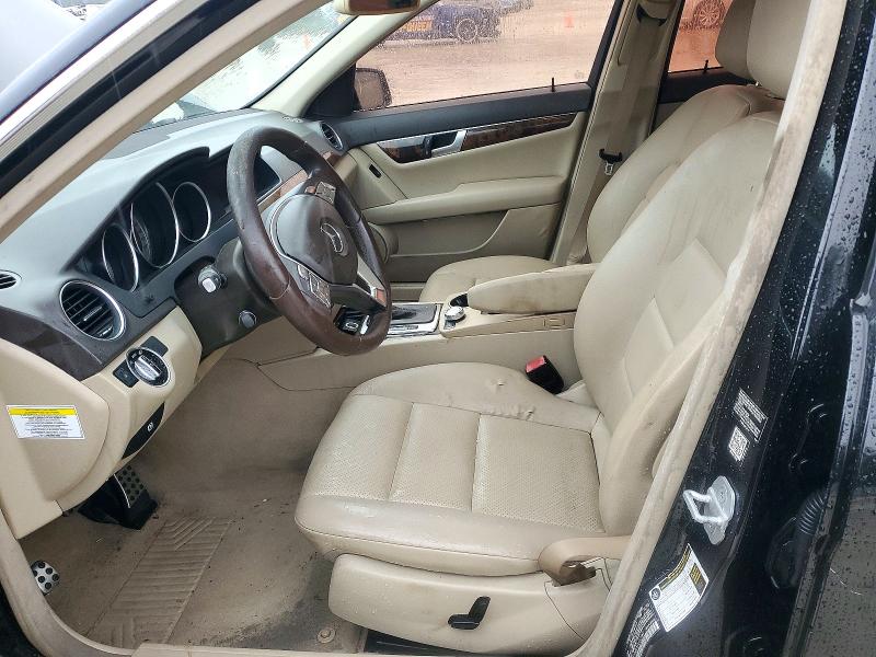 2014 Mercedes-benz C მანქანა იყიდება აუქციონზე, vin: WDDGF4HB7EA932360, აუქციონის ნომერი: 71788256