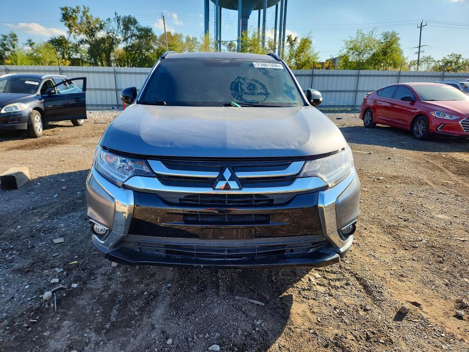 71661356 :رقم المزاد ، JA4AD3A32JZ018722 vin ، 2018 Mitsubishi Outlander مزاد بيع