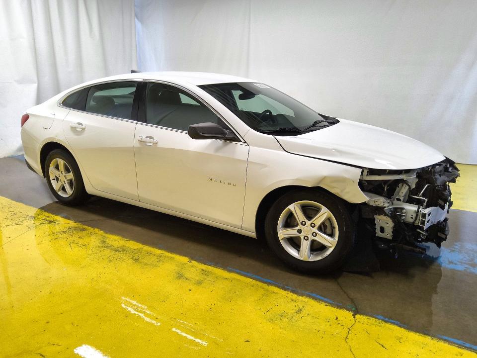 70926806 :رقم المزاد ، 1G1ZC5ST6RF115062 vin ، 2024 Chevrolet Malibu مزاد بيع