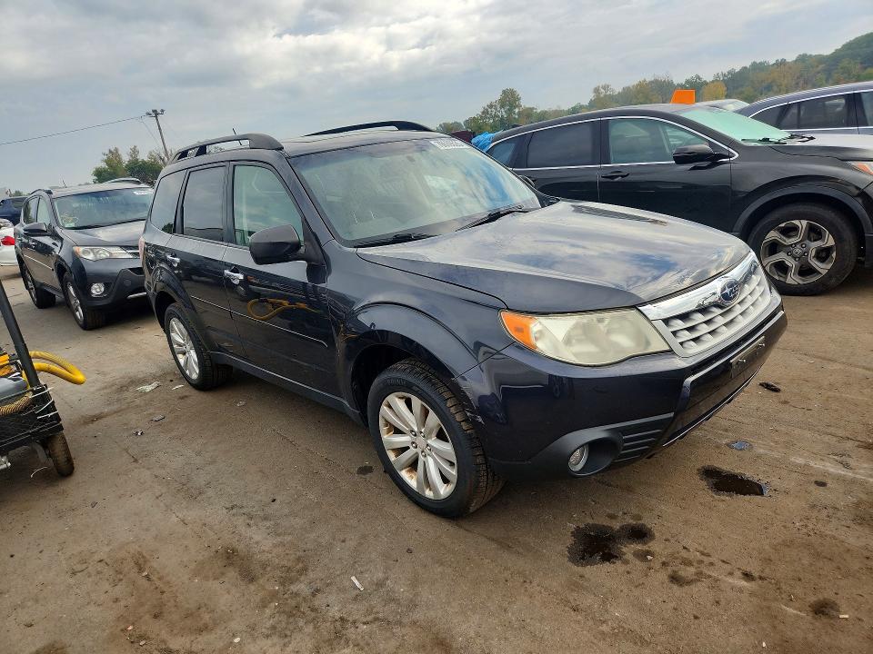 Продаж на аукціоні авто 2011 Subaru Forester, vin: JF2SHADC8BH728487, номер лоту: 70689826