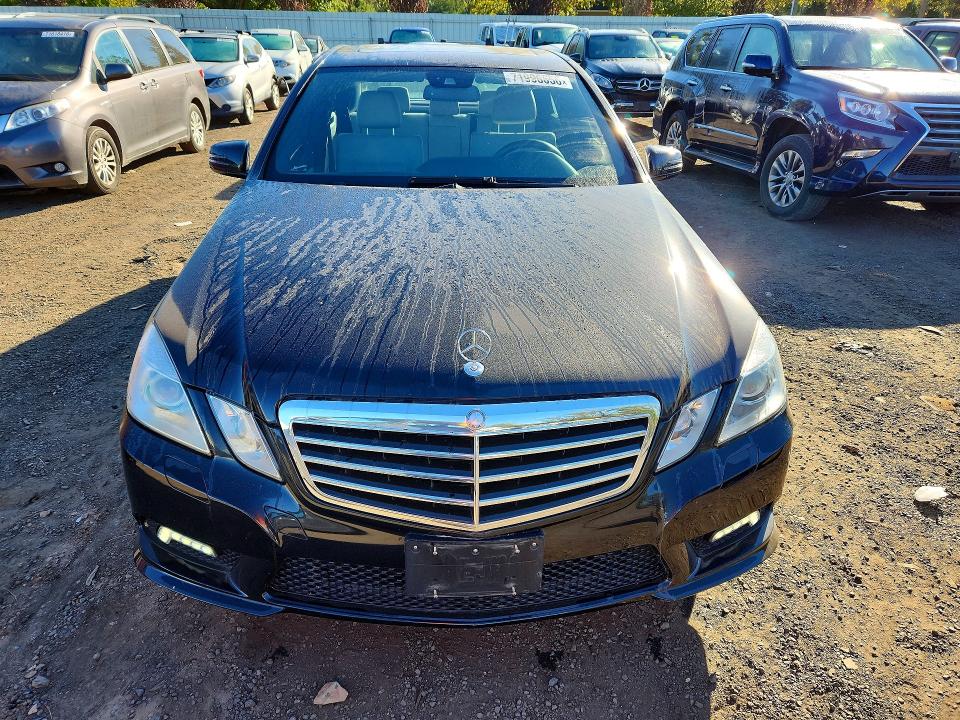 71996656 :رقم المزاد ، WDDHF8HB4BA308412 vin ، 2011 Mercedes-benz E مزاد بيع