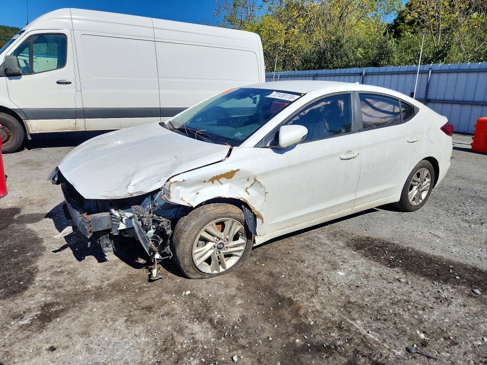 72138176 :رقم المزاد ، 5NPD84LF9LH522943 vin ، 2020 Hyundai Elantra مزاد بيع