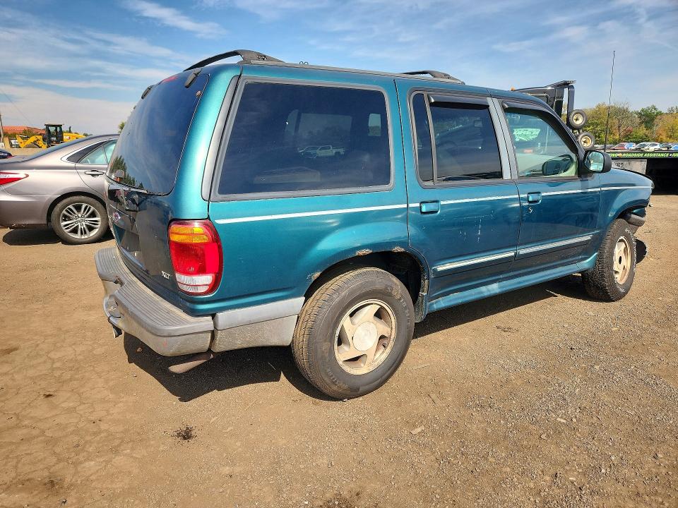 69410136 :رقم المزاد ، 1FMZU34X7WUA28038 vin ، 1998 Ford Explorer مزاد بيع