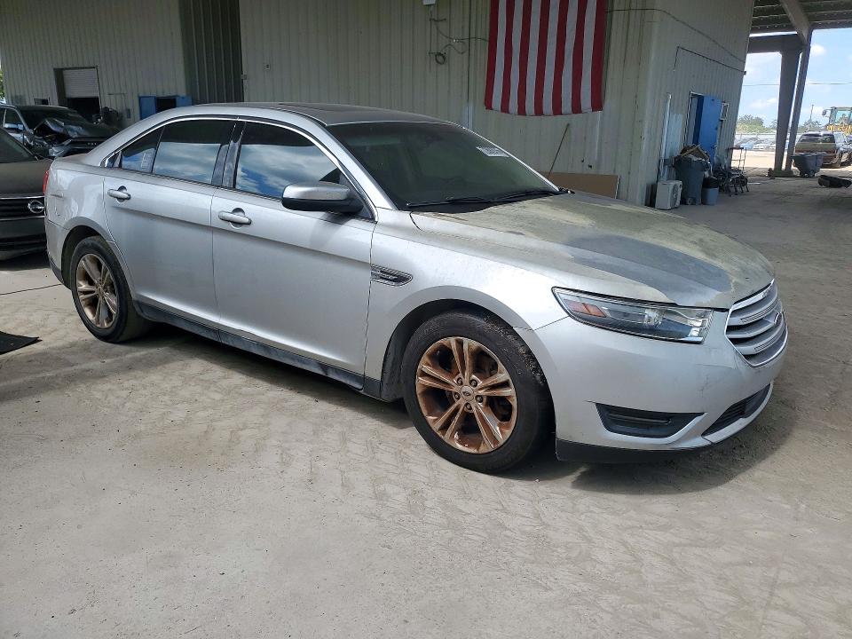 Продаж на аукціоні авто 2014 Ford Taurus, vin: 1FAHP2E82EG105944, номер лоту: 72892976