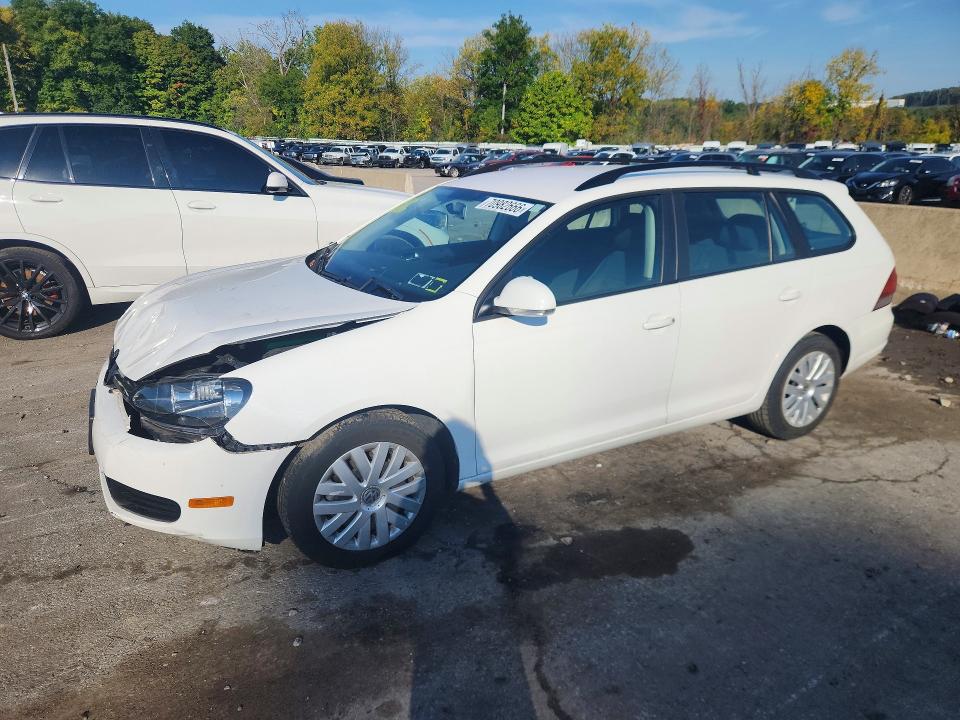 2013 Volkswagen Jetta მანქანა იყიდება აუქციონზე, vin: 3VWPP7AJ5DM672324, აუქციონის ნომერი: 70982666