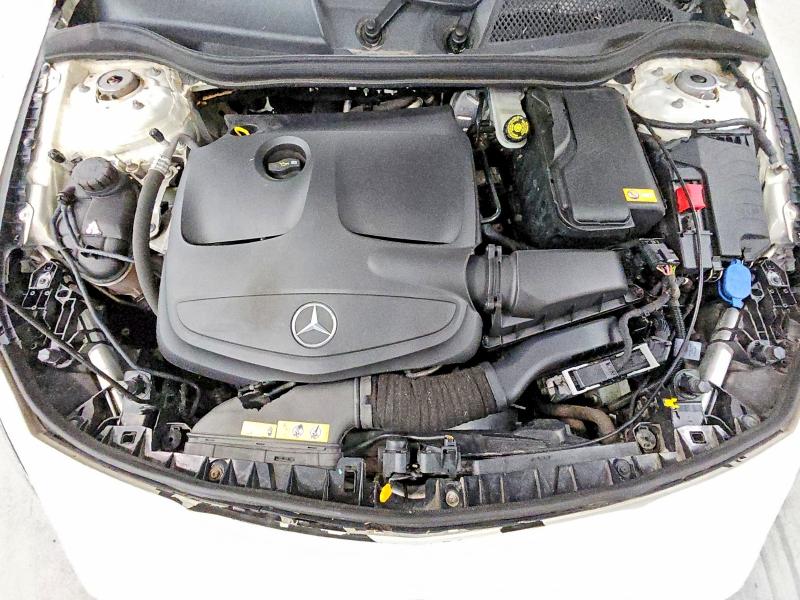 2015 Mercedes-benz Cla მანქანა იყიდება აუქციონზე, vin: WDDSJ4GB9FN202874, აუქციონის ნომერი: 67852156