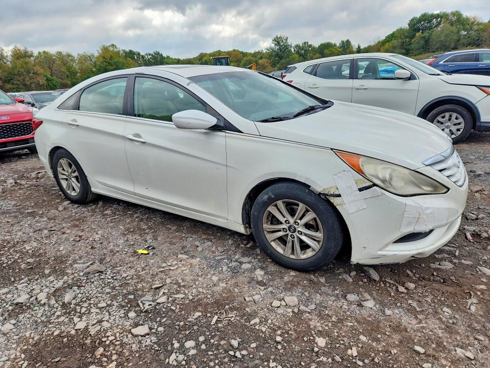 71642376 :رقم المزاد ، 5NPEB4AC8BH015917 vin ، 2011 Hyundai Sonata مزاد بيع