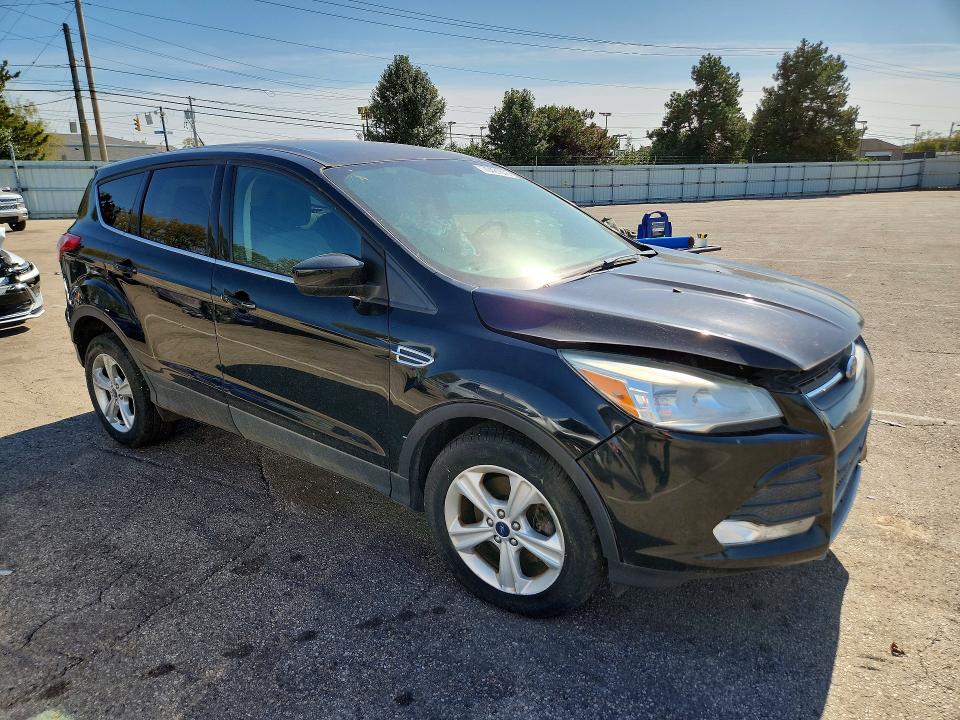 Продажа на аукционе авто 2016 Ford Escape, vin: 1FMCU9G9XGUA48470, номер лота: 70421676