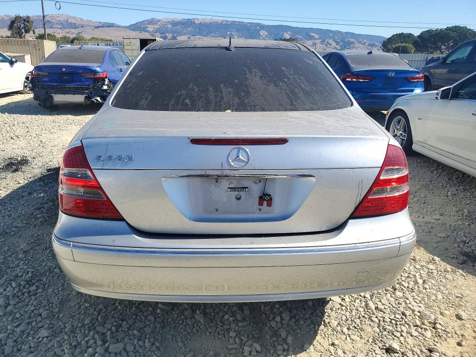 2003 Mercedes-benz E მანქანა იყიდება აუქციონზე, vin: WDBUF65J03A046736, აუქციონის ნომერი: 71748276