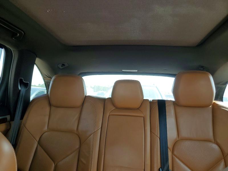 Продаж на аукціоні авто 2011 Porsche Cayenne, vin: WP1AB2A2XBLA53816, номер лоту: 71536186