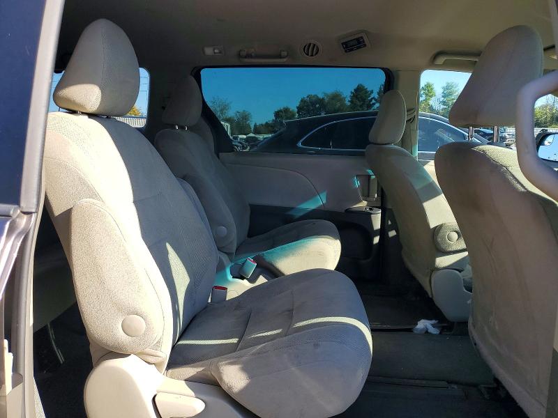 Продажа на аукционе авто 2015 Toyota Sienna, vin: 5TDZK3DC0FS596157, номер лота: 72033616