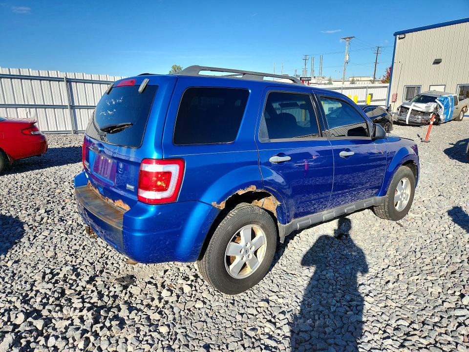 2012 Ford Escape მანქანა იყიდება აუქციონზე, vin: 1FMCU9DGXCKA27319, აუქციონის ნომერი: 70856036