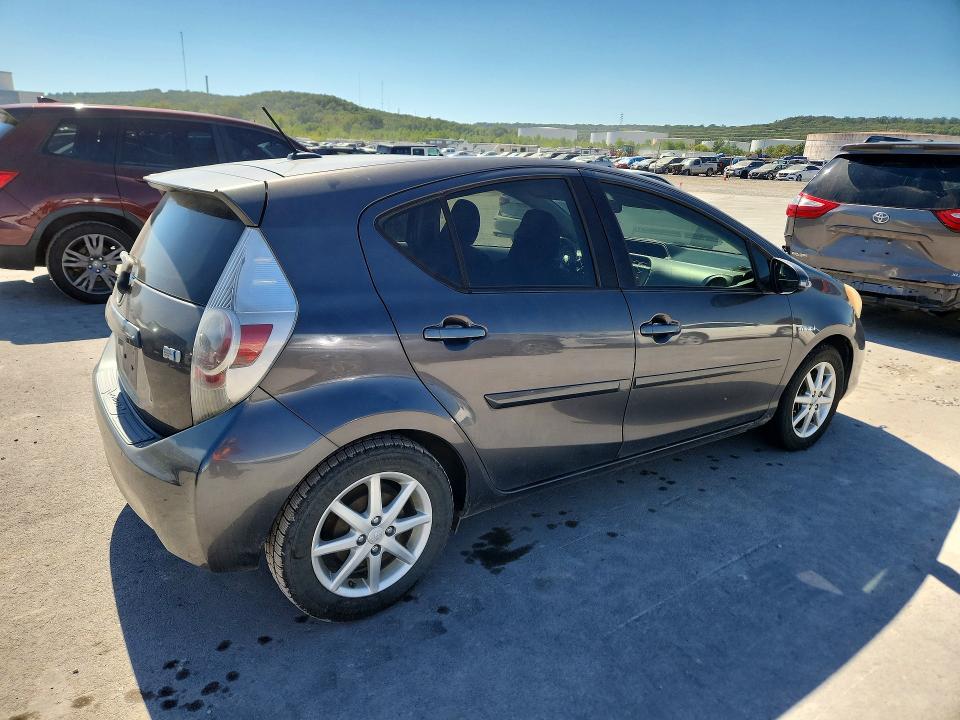 Продаж на аукціоні авто 2012 Toyota Prius C, vin: JTDKDTB33C1008016, номер лоту: 72414746