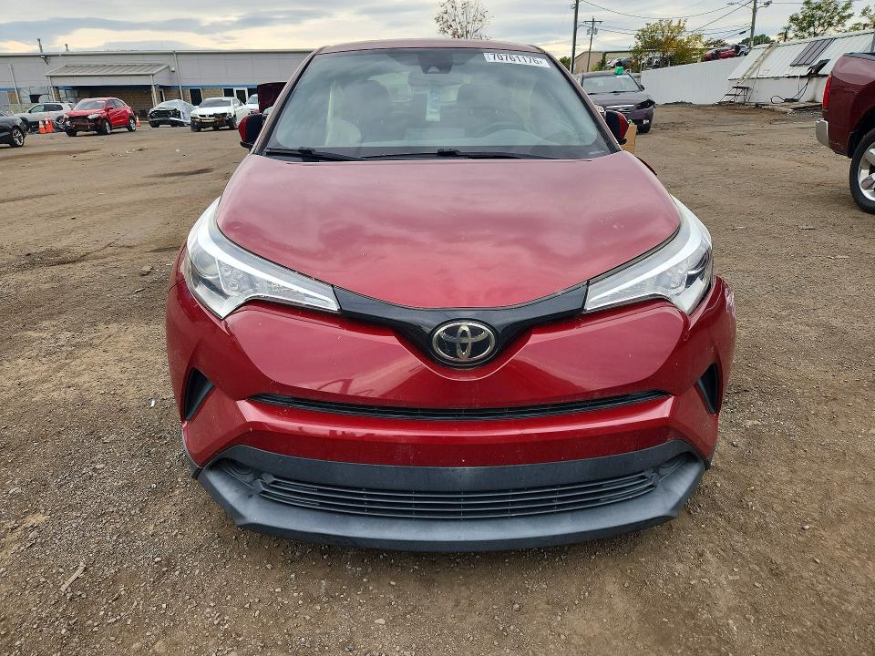 2018 Toyota C-hr მანქანა იყიდება აუქციონზე, vin: JTNKHMBXXJ1001392, აუქციონის ნომერი: 70761176