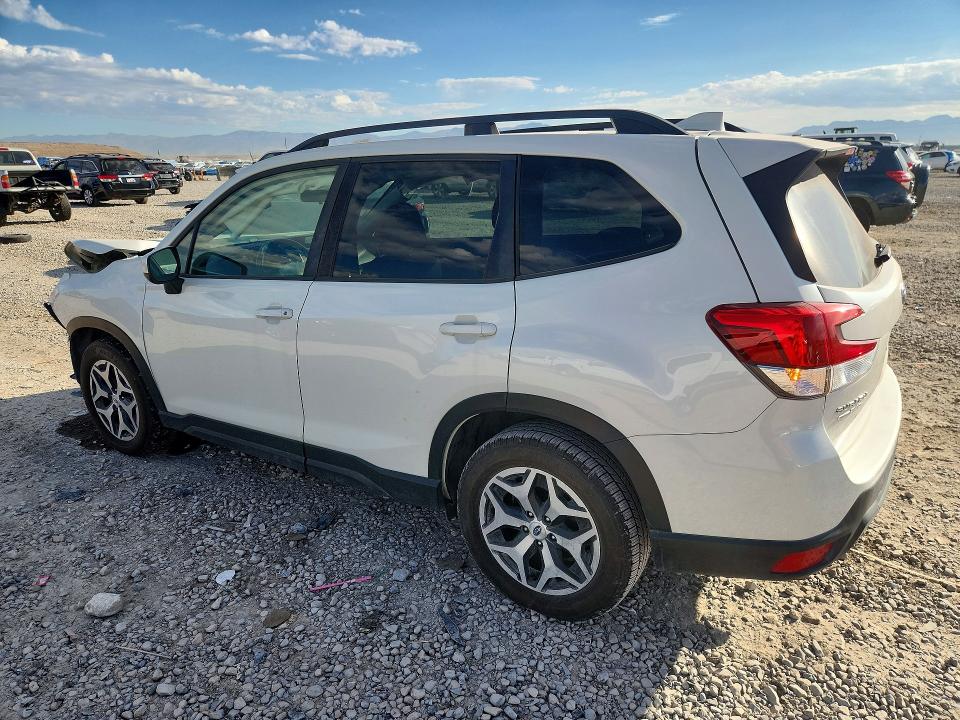Продажа на аукционе авто 2021 Subaru Forester, vin: JF2SKAFC4MH429693, номер лота: 72031486