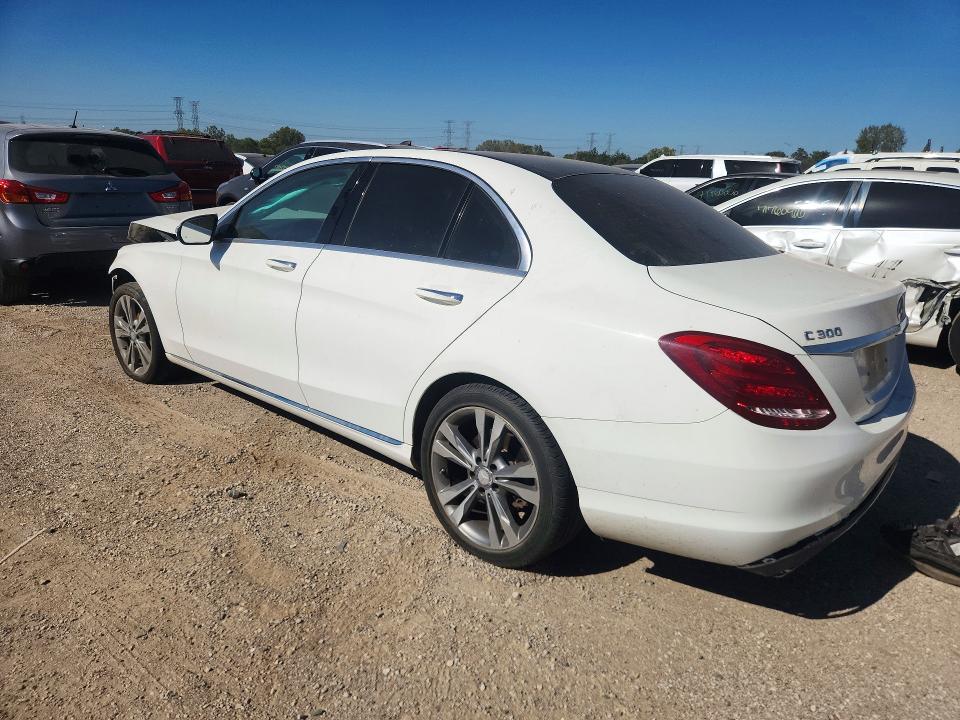 71484646 :رقم المزاد ، 55SWF4KB5FU059472 vin ، 2015 Mercedes-benz C مزاد بيع
