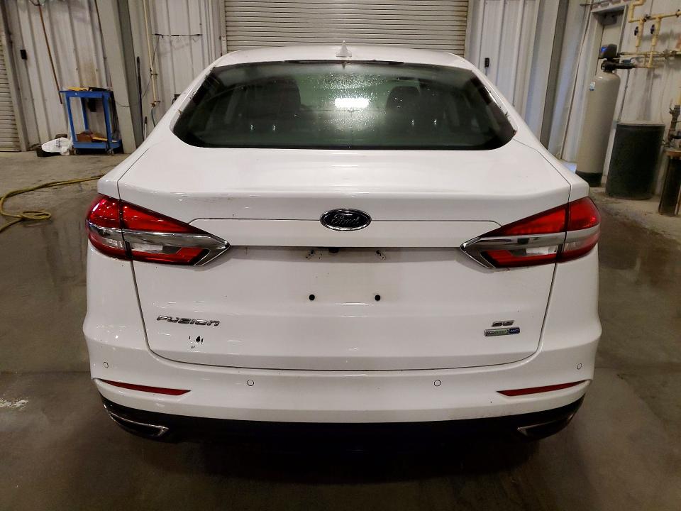 72450786 :رقم المزاد ، 3FA6P0T90KR217606 vin ، 2019 Ford Fusion مزاد بيع