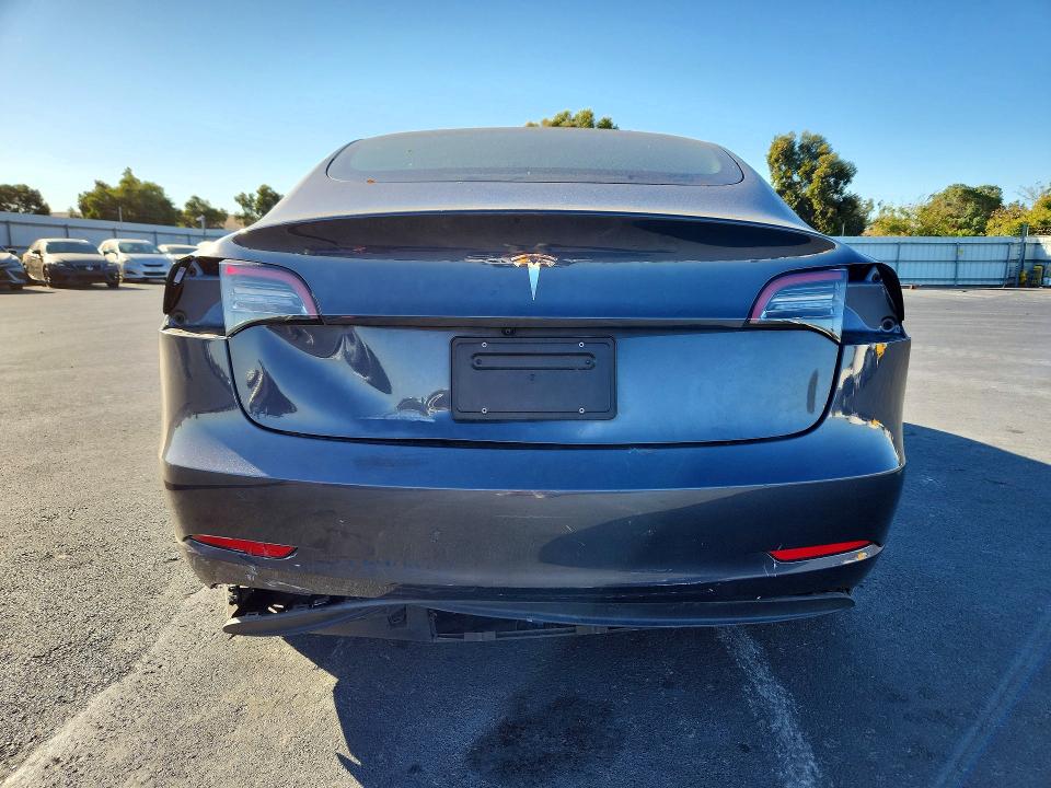 Продаж на аукціоні авто 2023 Tesla Model 3, vin: 5YJ3E1EA5PF618030, номер лоту: 71615446