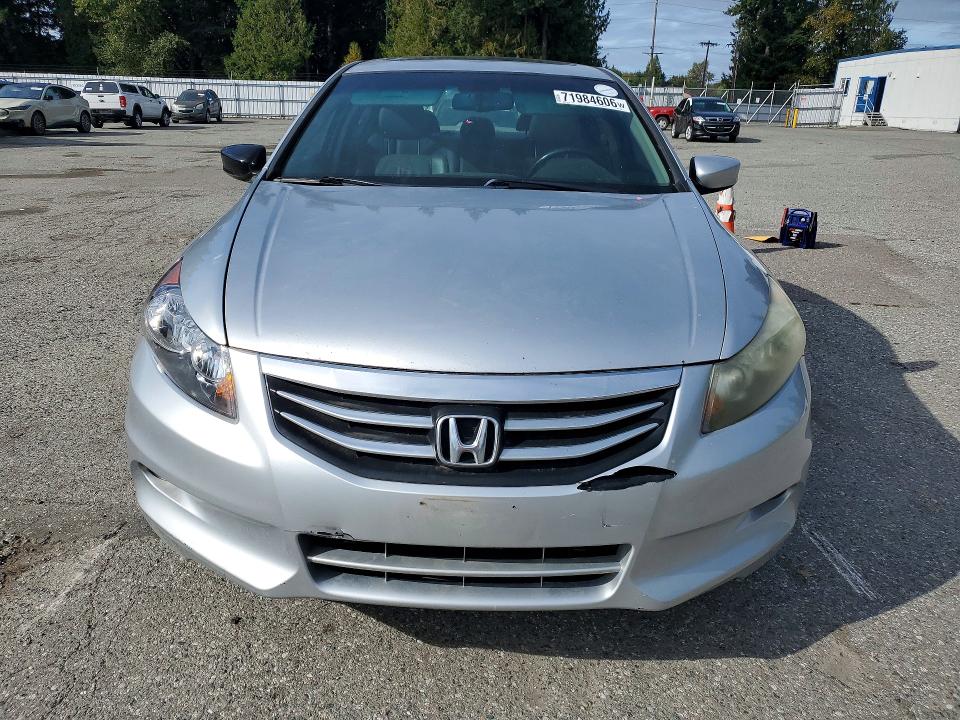Продажа на аукционе авто 2012 Honda Accord, vin: 1HGCP3F81CA013685, номер лота: 71984606