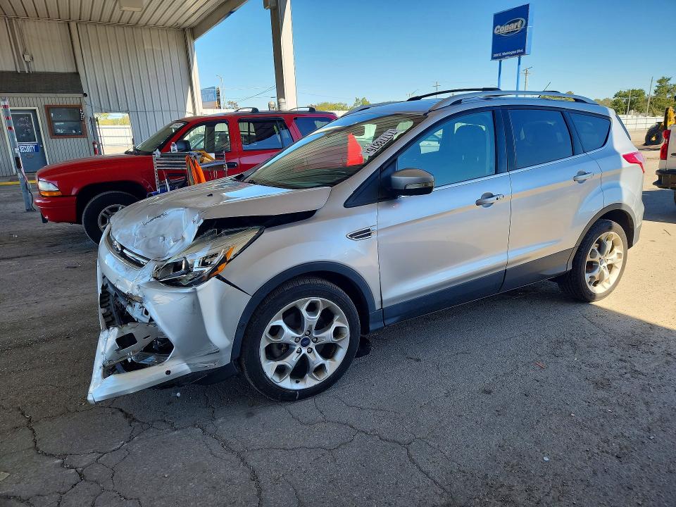 Продажа на аукционе авто 2016 Ford Escape, vin: 1FMCU0J95GUA74981, номер лота: 71778876