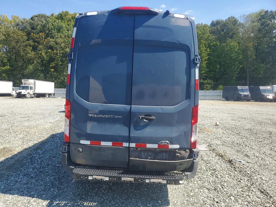 69054836 :رقم المزاد ، 1FTBR3X81LKA86603 vin ، 2020 Ford Transit 250 مزاد بيع
