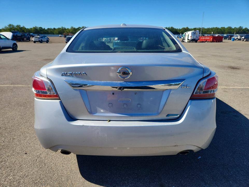 2013 Nissan Altima მანქანა იყიდება აუქციონზე, vin: 1N4AL3AP7DN586462, აუქციონის ნომერი: 71657766
