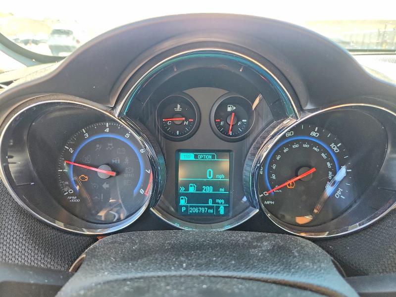 70907606 :رقم المزاد ، 1G1PE5SB1F7250450 vin ، 2015 Chevrolet Cruze مزاد بيع