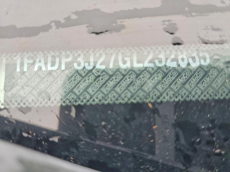 71153946 :رقم المزاد ، 1FADP3J27GL232835 vin ، 2016 Ford Focus مزاد بيع