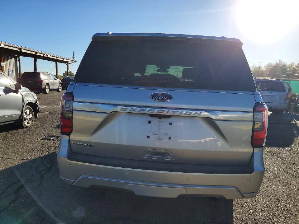 2019 Ford Expedition მანქანა იყიდება აუქციონზე, vin: 1FMJU1MT7KEA17379, აუქციონის ნომერი: 71671446