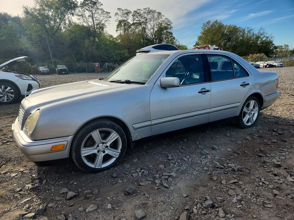 Aukcja sprzedaży 1998 Mercedes-benz E, vin: WDBJF70F4WA696539, numer aukcji: 72515516