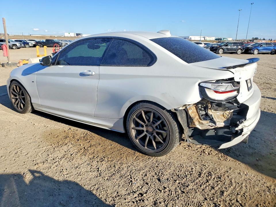 70962466 :رقم المزاد ، WBA2J7C53KVD61380 vin ، 2019 Bmw M240xi مزاد بيع