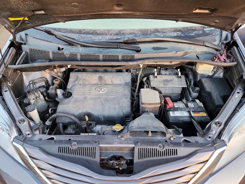 Продаж на аукціоні авто 2015 Toyota Sienna, vin: 5TDKK3DC5FS608255, номер лоту: 73231926