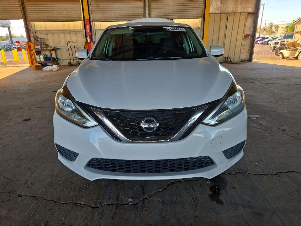 2017 Nissan Sentra მანქანა იყიდება აუქციონზე, vin: 3N1AB7AP3HL642734, აუქციონის ნომერი: 72164426