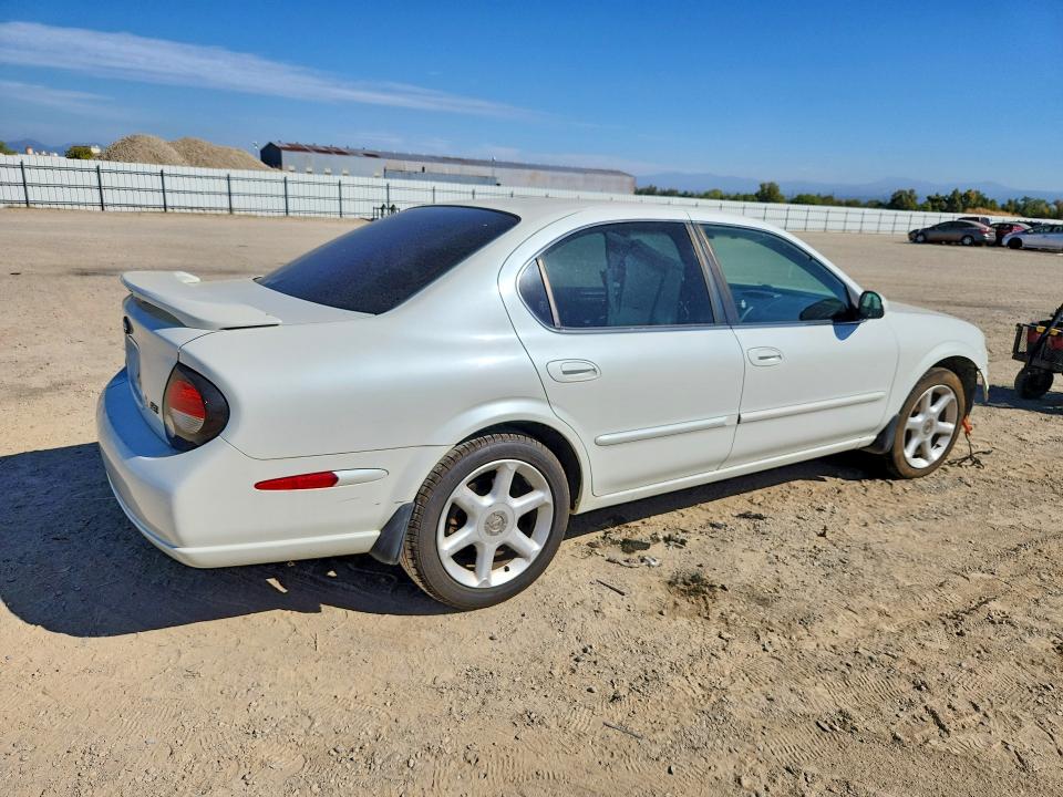 Продажа на аукционе авто 2000 Nissan Maxima, vin: JN1CA31A4YT023071, номер лота: 71659826