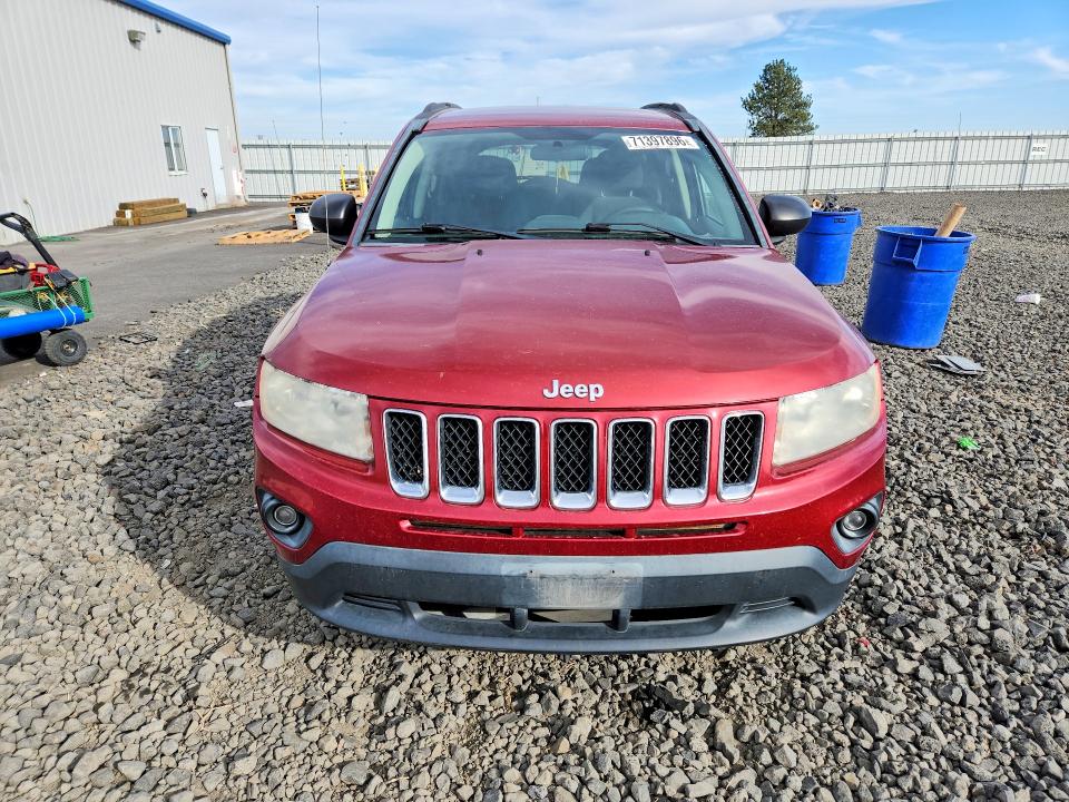 71397896 :رقم المزاد ، 1J4NF1FB0BD168830 vin ، 2011 Jeep Compass مزاد بيع