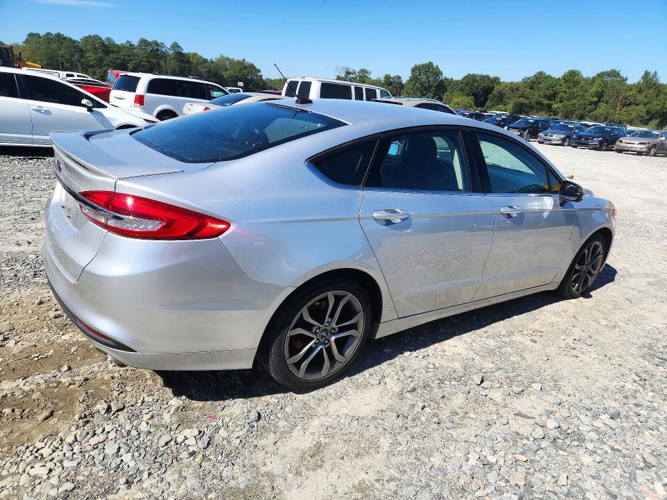 Продаж на аукціоні авто 2017 Ford Fusion, vin: 3FA6P0LU6HR382329, номер лоту: 72782626
