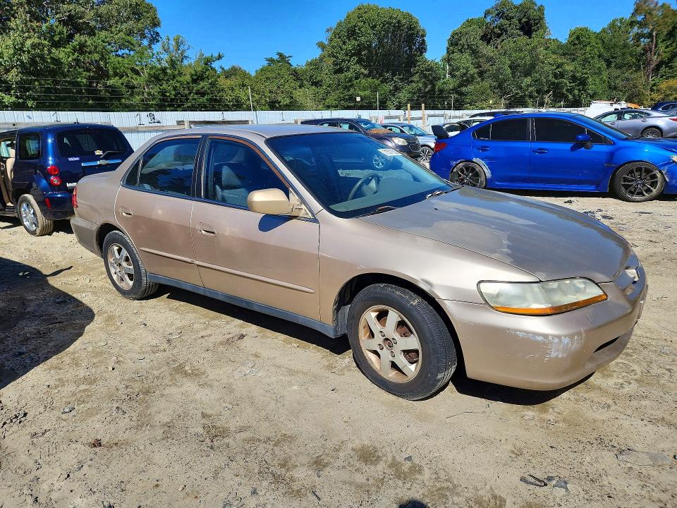 Aukcja sprzedaży 2000 Honda Accord, vin: 1HGCG6693YA075154, numer aukcji: 71571336