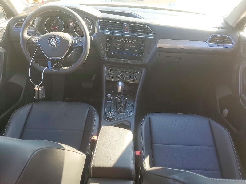 71970236 :رقم المزاد ، 3VV2B7AXXMM131495 vin ، 2021 Volkswagen Tiguan مزاد بيع