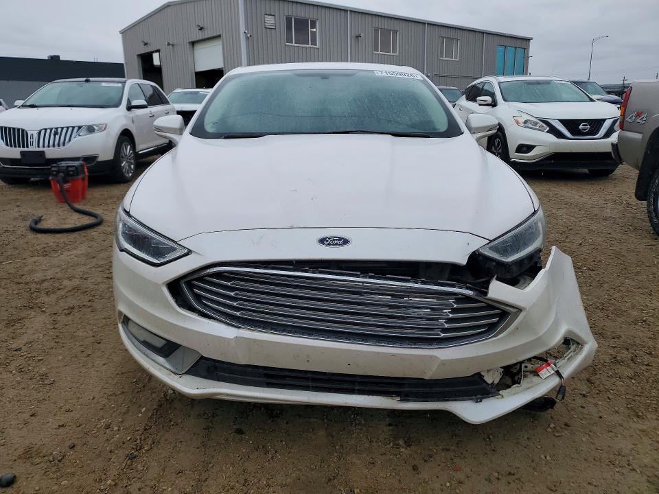 71559026 :رقم المزاد ، 3FA6P0D96HR331133 vin ، 2017 Ford Fusion مزاد بيع