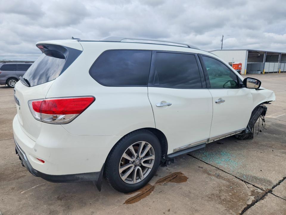 2015 Nissan Pathfinder მანქანა იყიდება აუქციონზე, vin: 5N1AR2MN7FC608645, აუქციონის ნომერი: 71268896