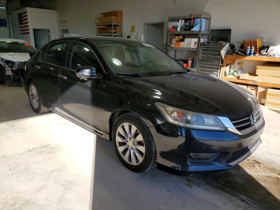 72375786 :رقم المزاد ، 1HGCR2F79FA006659 vin ، 2015 Honda Accord مزاد بيع