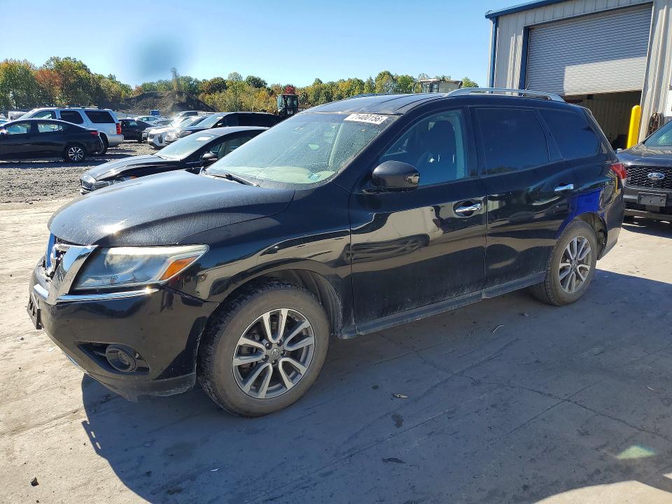 Auction sale of the 2014 Nissan Pathfinder, vin: 5N1AR2MM3EC732353, lot number: 71400156