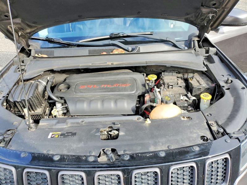 71302186 :رقم المزاد ، 3C4NJDDB2HT659590 vin ، 2017 Jeep Compass مزاد بيع